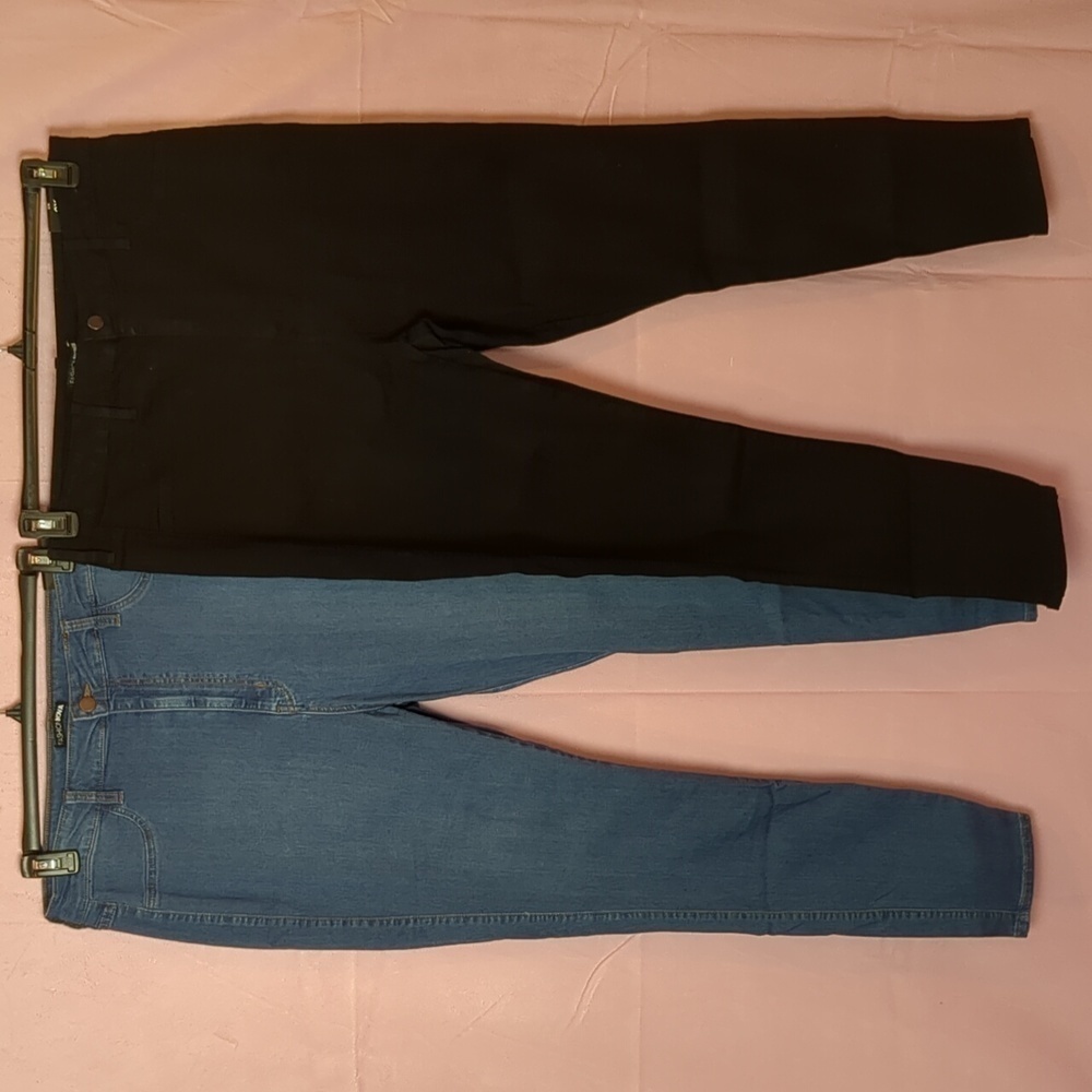 Fashion Nova 2 Pack Black and Blue Wash Classic Skinny Jeans size 2X